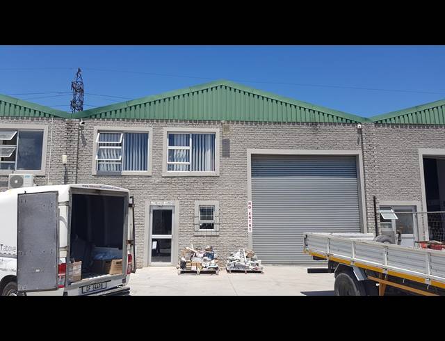 250M² FACTORY TO LET IN SAXENBURG PARK 1